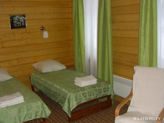 Номер в гостинице на озере Салонъярви №302