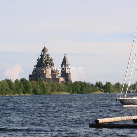 Коттедж на озере Онежское №493