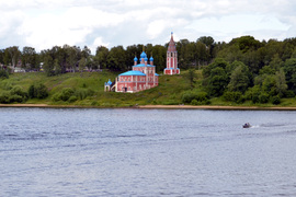 Вид на Тутаев с Волги